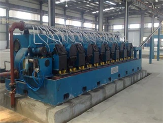 Mașină de moara cu trei role